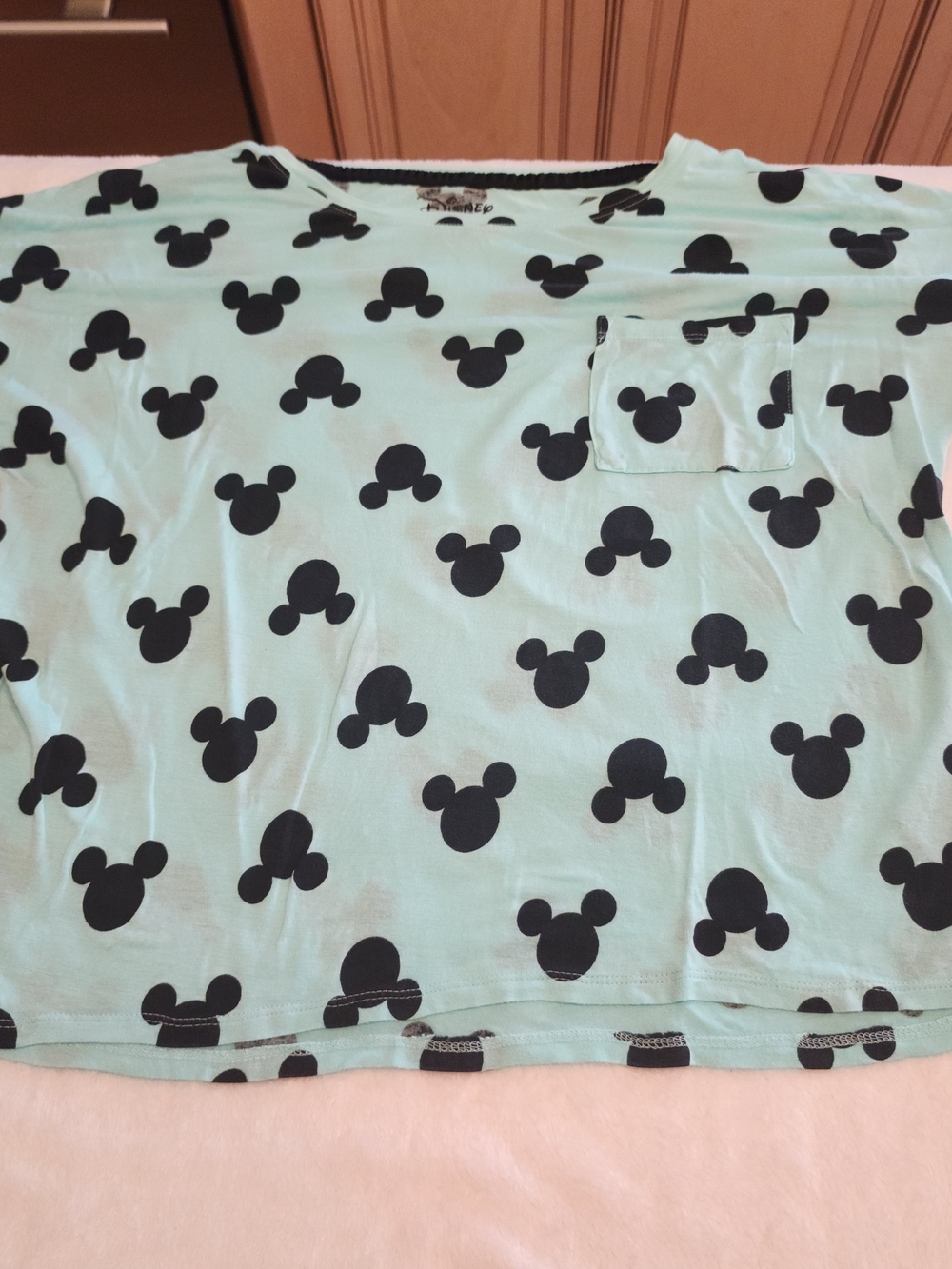 Disney Mint Green and Black Mickey Mouse Short Pajama Set Size S [V2] - Picture 3 of 10